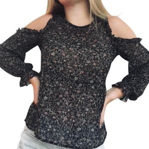 American Eagle Women’s Top- Size Small *NWT*